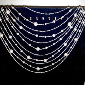 Pearl and Silvertone chain necklace